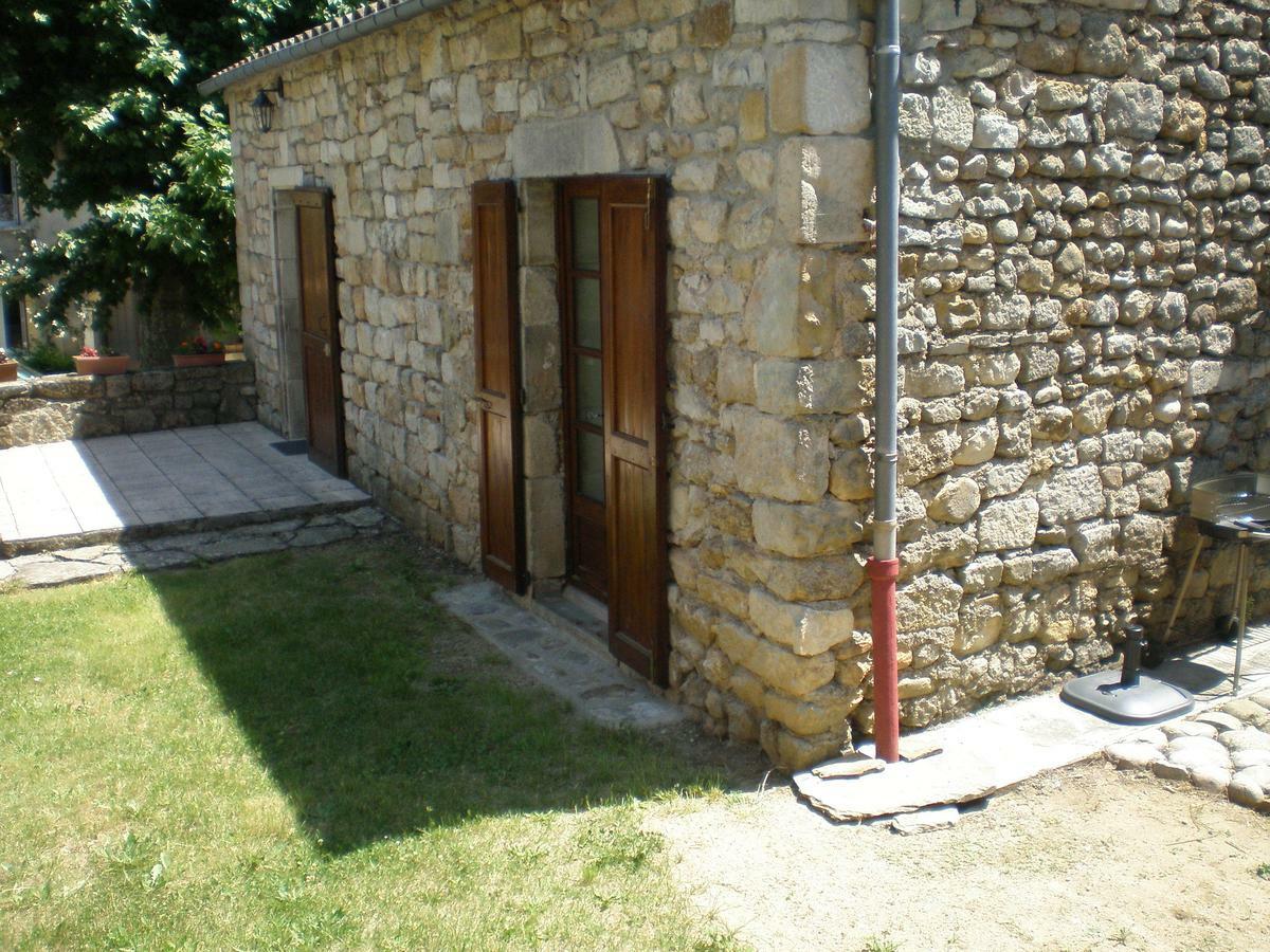 Location De Gites Les Sources Chambonas/Les Vans Kamer foto