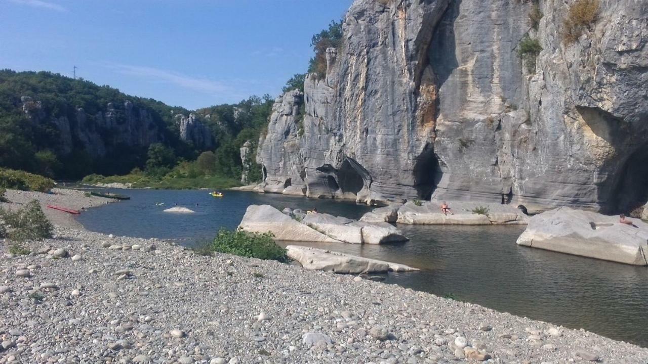 Location De Gites Les Sources Chambonas/Les Vans Buitenkant foto