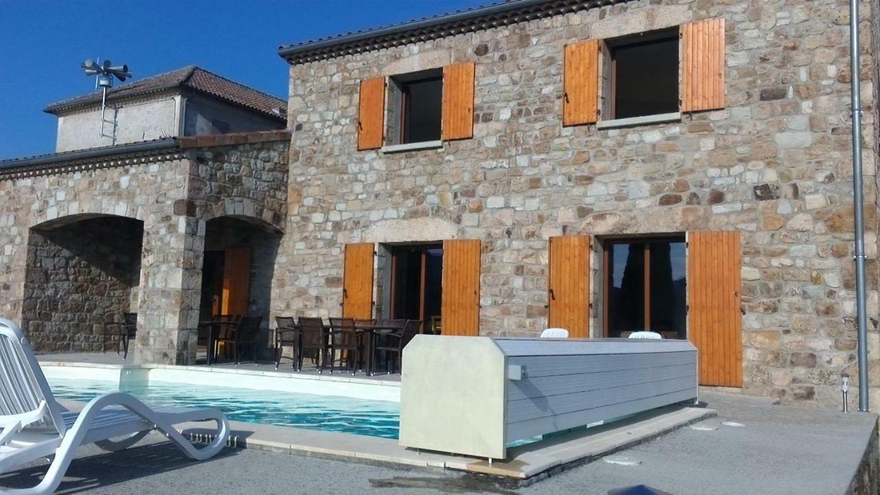 Location De Gites Les Sources Chambonas/Les Vans Buitenkant foto